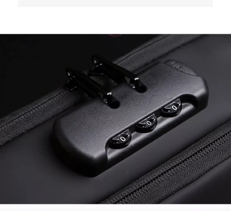 MOCHILA BANDOLERA BANANO IMPERMEABLE 081794