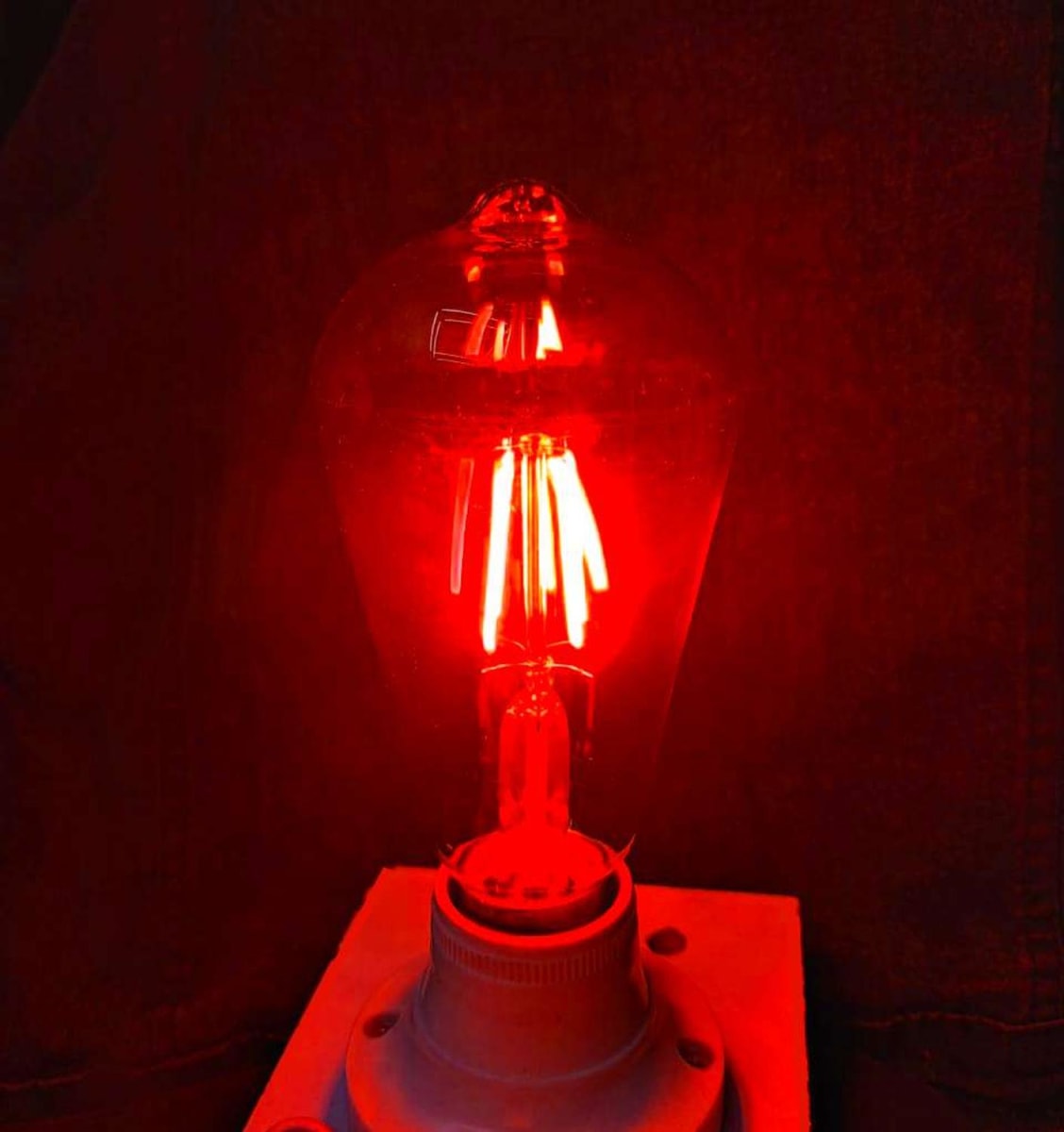 14358 AMPOLLETA VINTAGE 4W ROJA (100)3