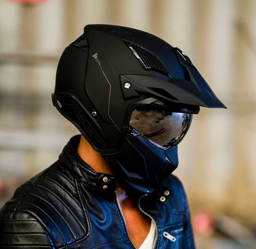 CASCO MT STREETFIGHTER SV SOLID A1 NEGRO MATE4