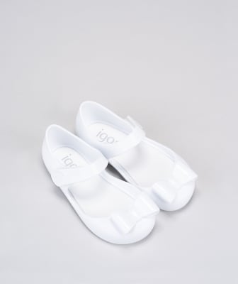 Mia Lazo Blanco