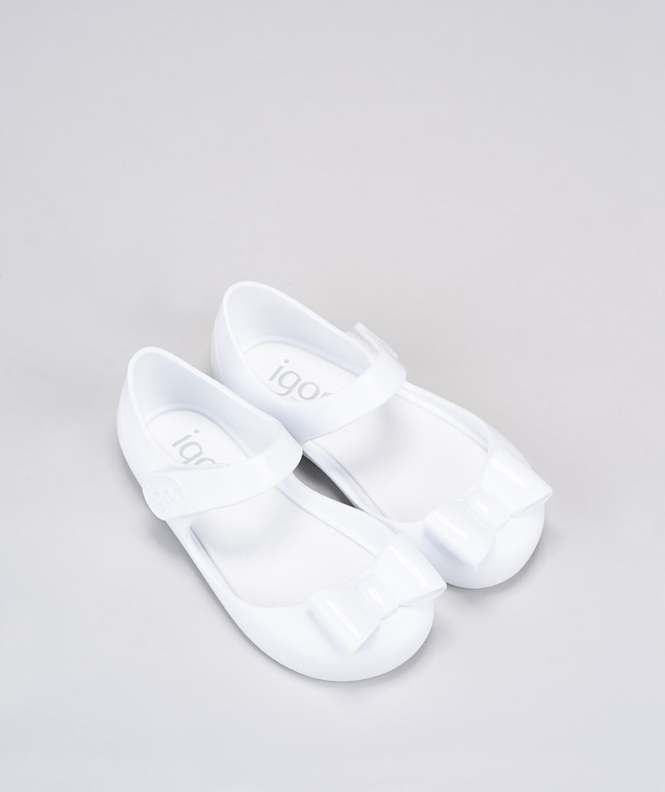 Mia Lazo Blanco4