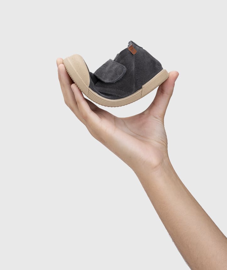 Tui Antracita Barefoot3