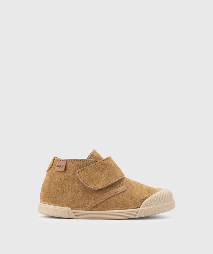 Tui Cognac Barefoot2