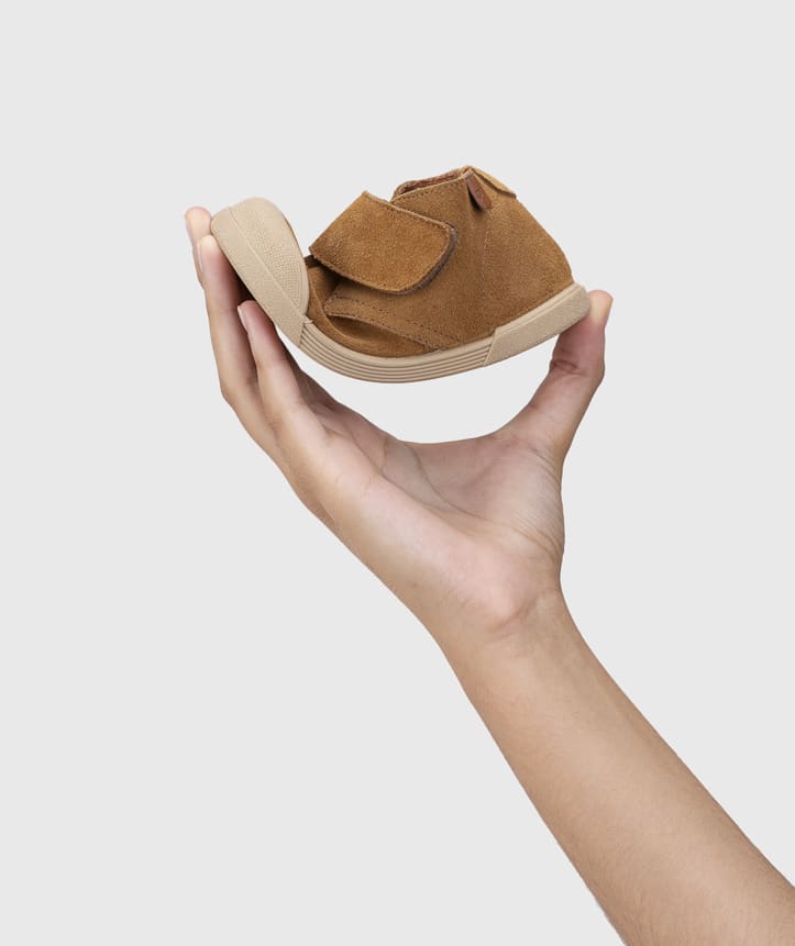 Tui Cognac Barefoot8