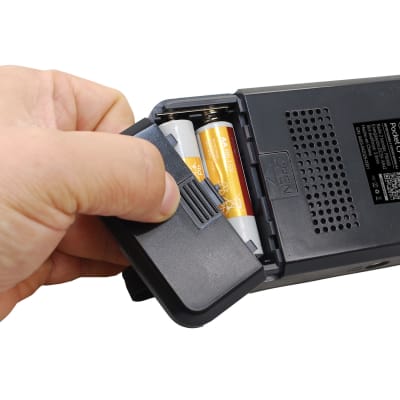 RADIO RETRO PORTÁTIL CF-10 BLACK MLAB