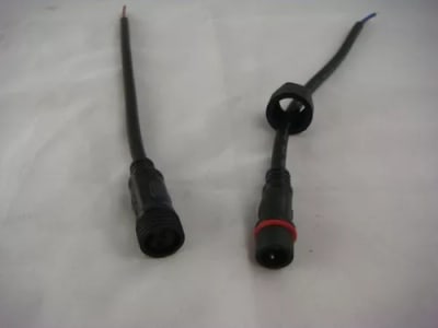 ADAPTADOR PARA LED CORRIENTE 20CM PAREJA 01161