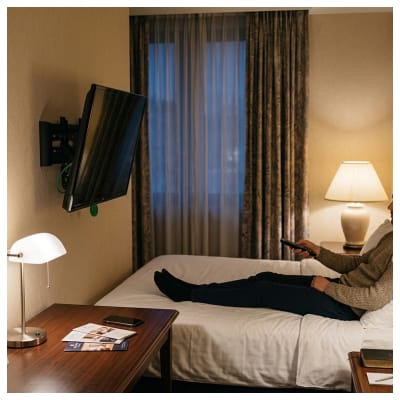 SOPORTE DE MURO PARA TV CON INCLINACION C1-T 17