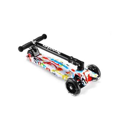 SCOOTER 4 RUEDAS CON LUZ DISEÑO DBG1025