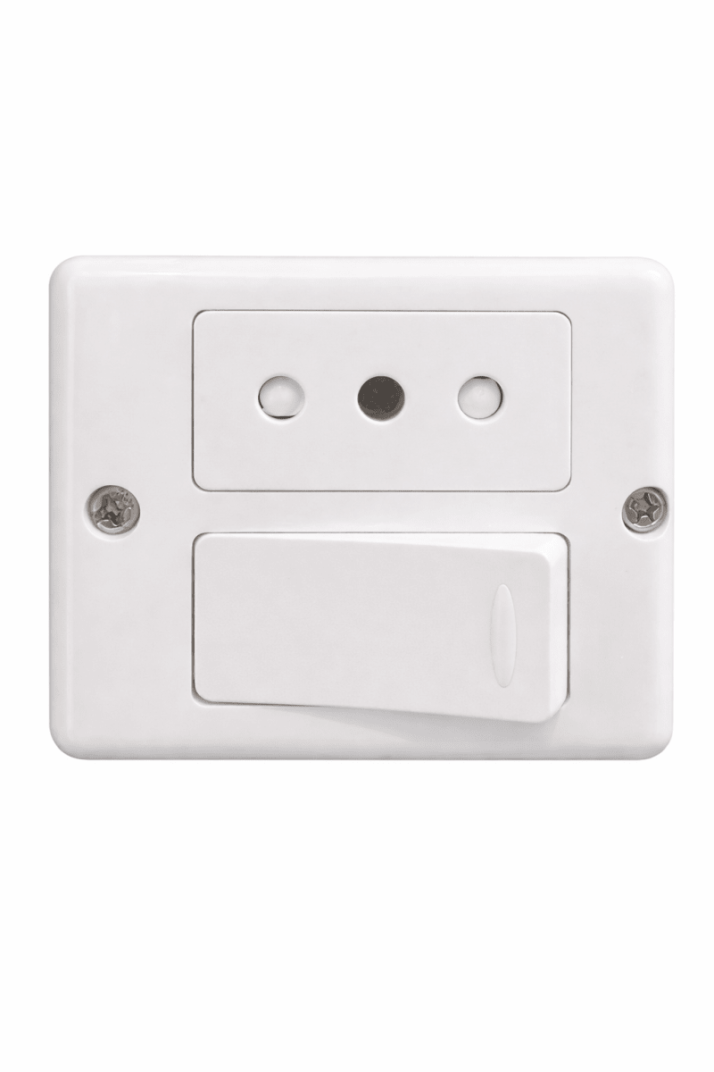 Interruptor 9/12 + enchufe 10A sobrepuesto1