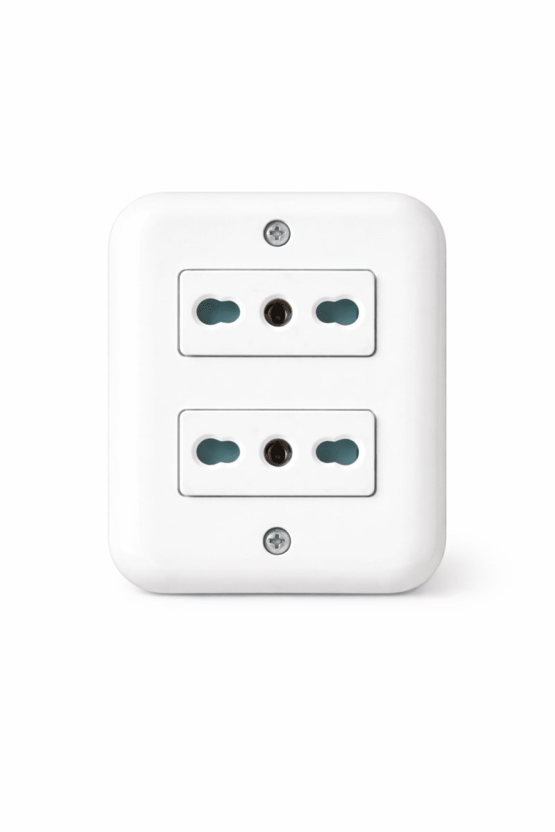 Enchufe sobrepuesto 10/16A blanco2