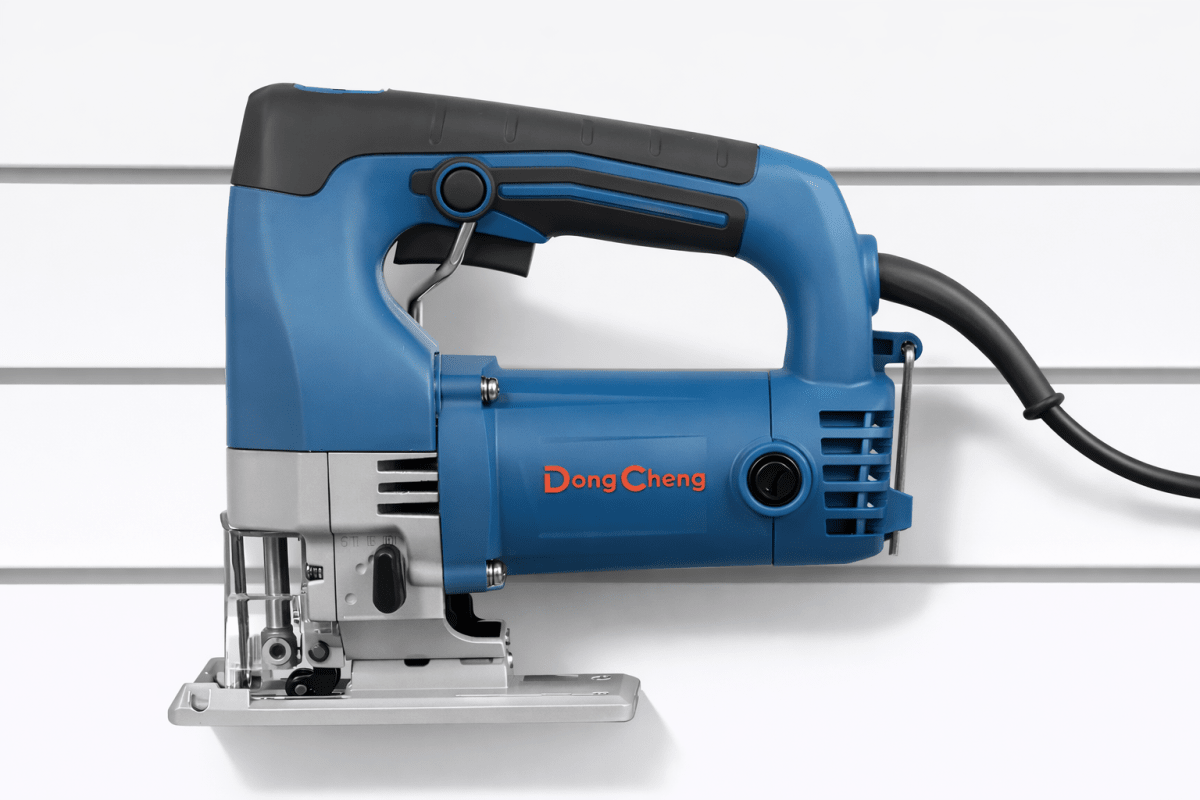 Sierra caladora 650W 65 mm Dongcheng1