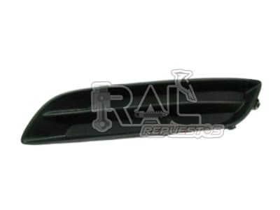 TAPA NEBLINERO  RH NISSAN SENTRA B17 1.8 2015-2017