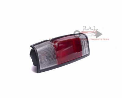 FOCO TRASERO DERECHO NISSAN TERRANO D21/ D22 4X2 202-2010