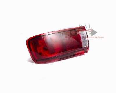 FOCO TRASERO DERECHO NISSAN V16 2003-2010