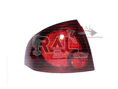 FOCO TRASERO OSCURO IZQUIERDO NISSAN SENTRA B15 1.8 03-07