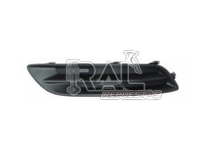 TAPA NEBLINERO LH NISSAN SENTRA B17 1.8 2015-20171