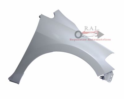 TAPABARRO DELANTERO DERECHO SIN HOYO NISSAN TIIDA 2007-2016