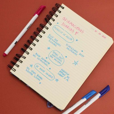 CUADERNO IMPRESO 15X21 FLORES AZULES