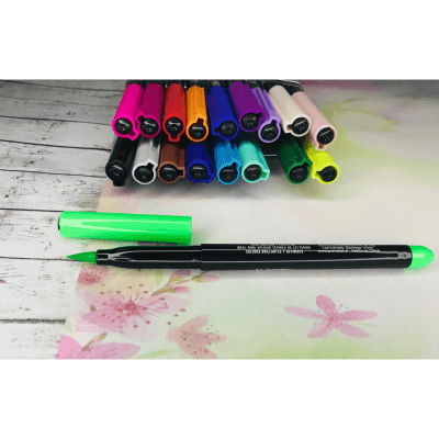 MARCADORES PUNTA PINCEL 18 COLORES 