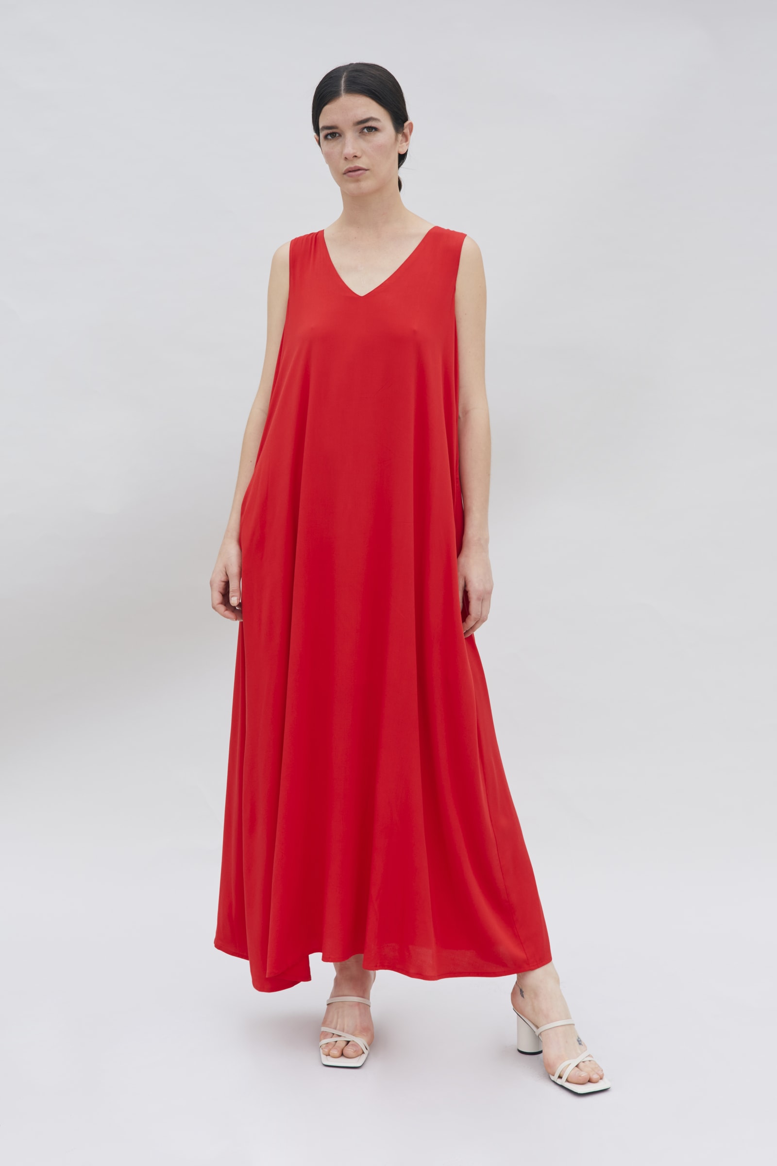 POCKET V MAXI DRESS - RED POCKET V MAXI DRESS - RED