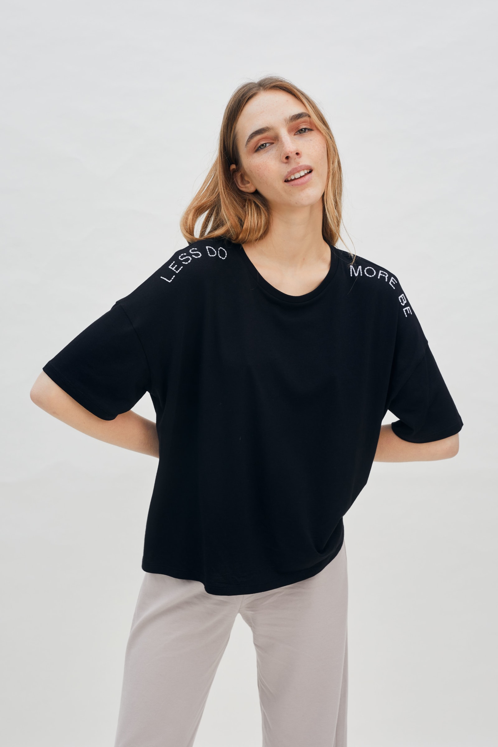 MORE BE - BLACK MORE BE - BLACK