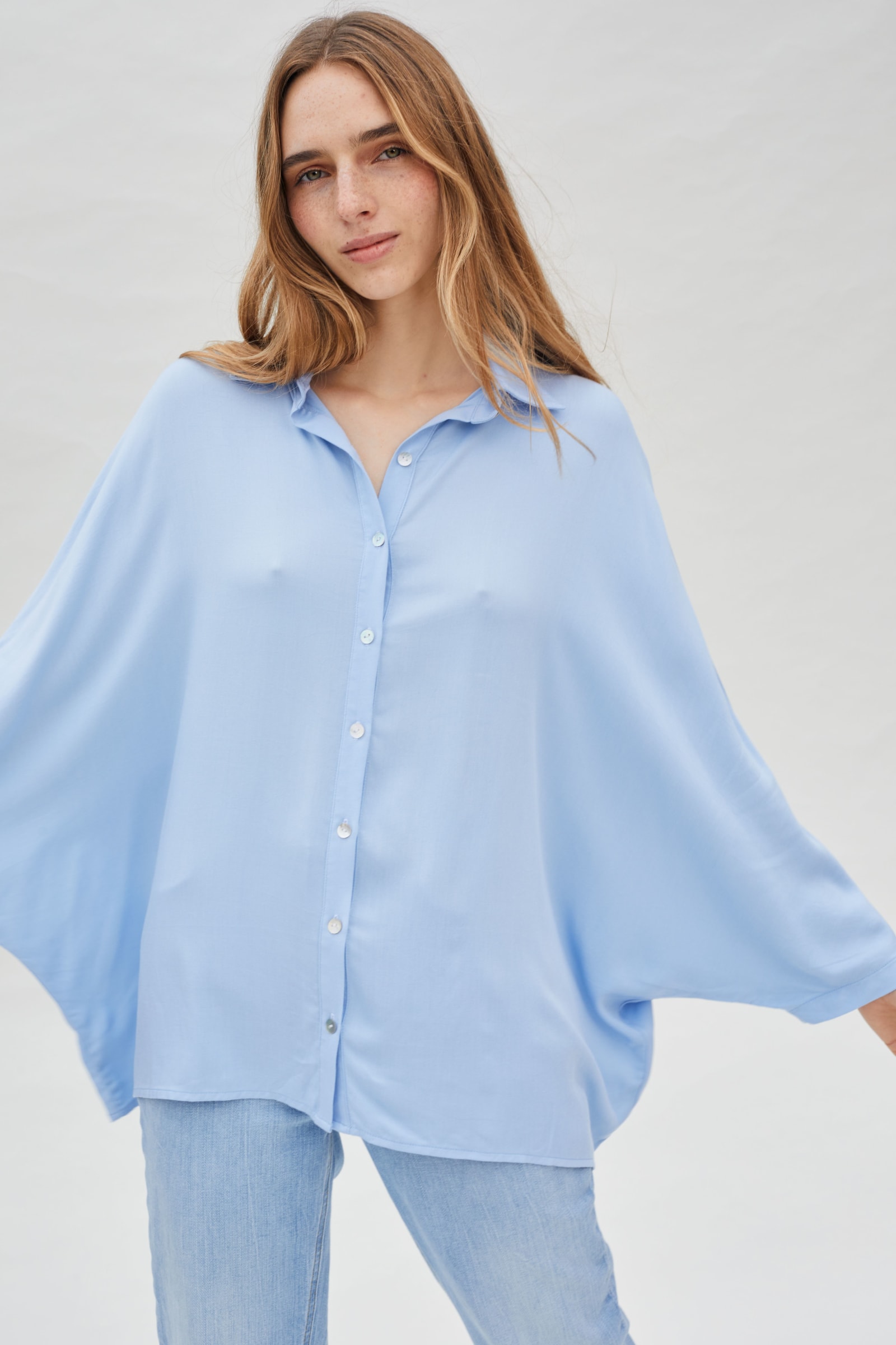 TRAPEZOID SHIRT - SKY BLUE TRAPEZOID SHIRT - SKY BLUE