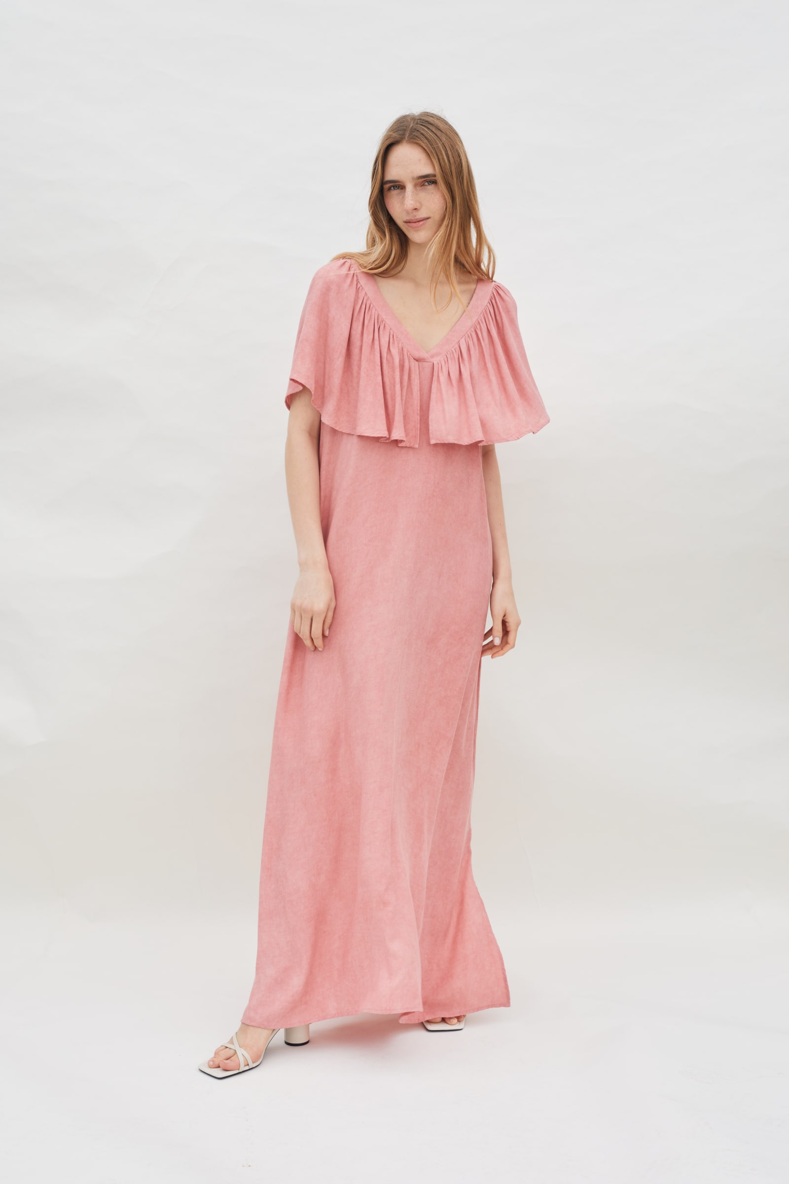 RUFFLE V DRESS - PEACH BEACH RUFFLE V DRESS - PEACH BEACH