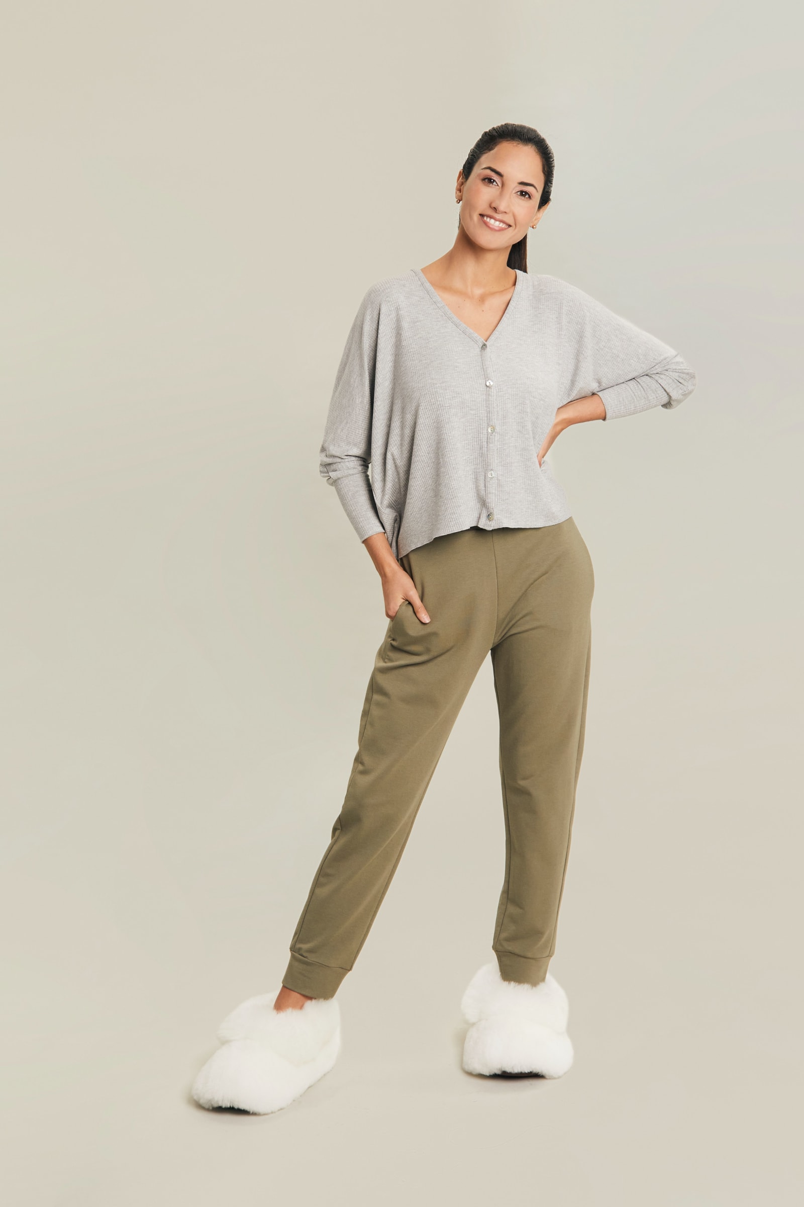 TERRY TRACKPANT - OLIVE TERRY TRACKPANT - OLIVE