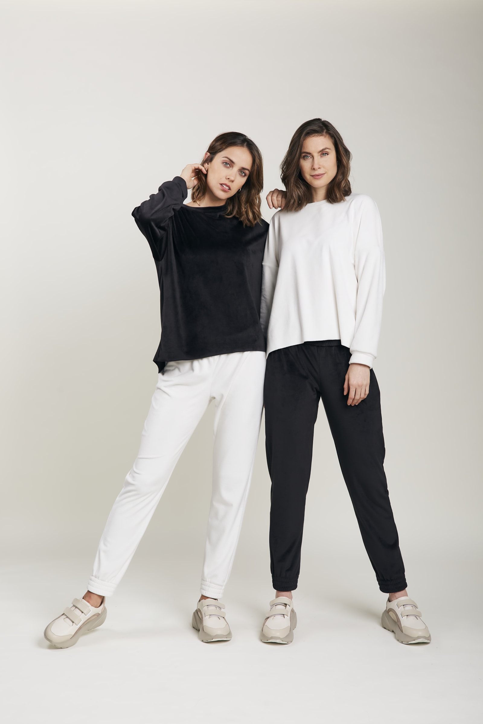 COZY JOGGER - IVORY COZY JOGGER - IVORY