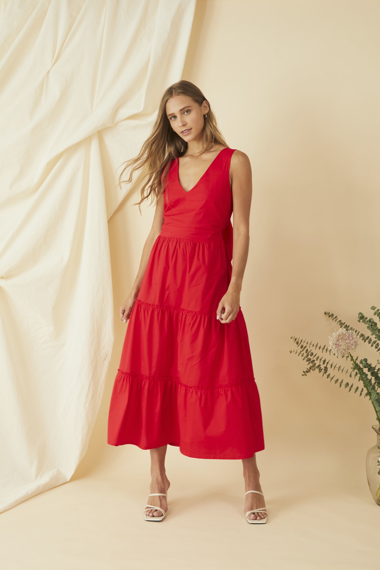 CUT OUT DRESS - RED CUT OUT DRESS - RED