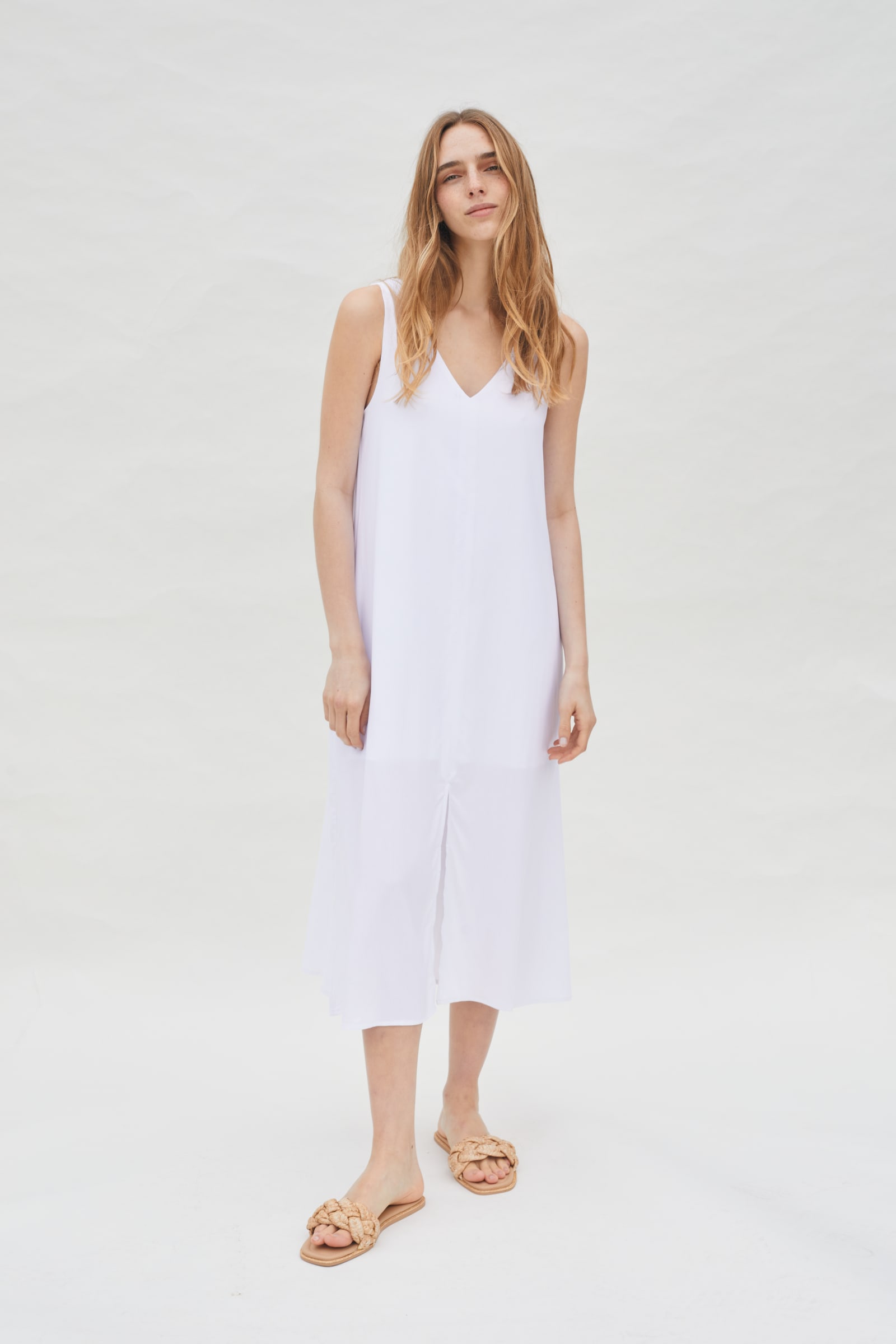 POCKET V MIDI DRESS - WHITE POCKET V MIDI DRESS - WHITE