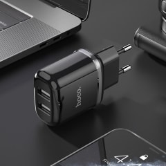 Dual Ports Safety Charger 2.4A Incluye Cable Tipo C HOCO N4