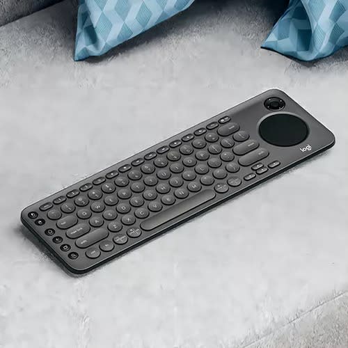 LOGITECH TECLADO DE TV TOUCHPAD Y MANDO DE DIRECCIONES3