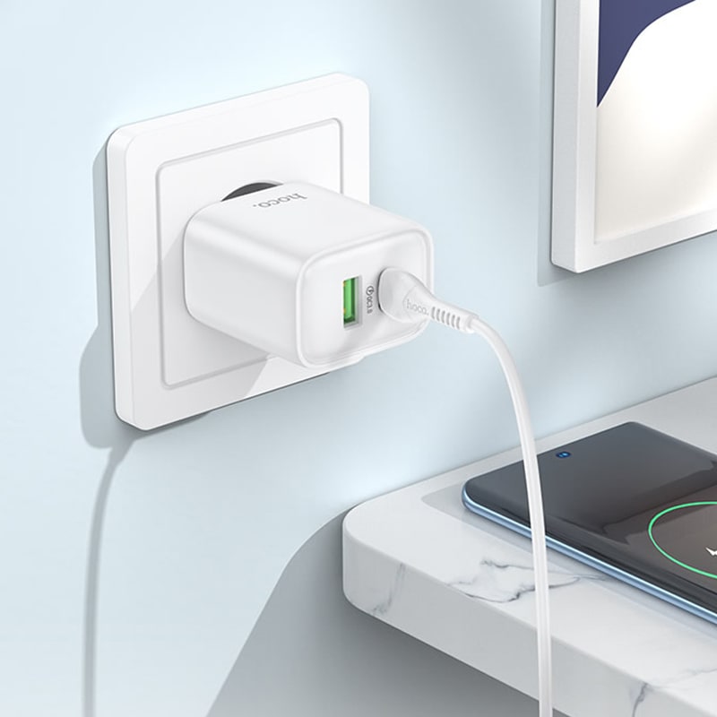 DUAL PORT CHARGER 25W SET USB+C Incluye Cable Tipo C HOCO DC684