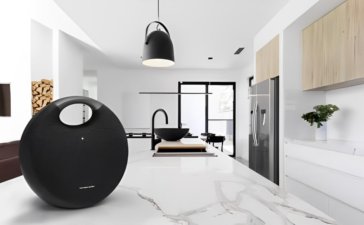 ONYX STUDIO 6  HARMAN KARDON3