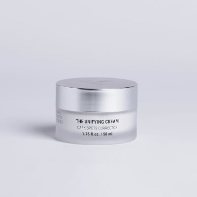 CREMA UNIFICANTE Y DESPIGMENTANTE