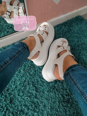 SANDALIAS ROMANAS BLANCAS SANDALIAS ROMANAS BLANCAS