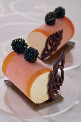 NEW PC CHOCOLATE MOULD 20 -D004 NEW PC CHOCOLATE MOULD 20 -D004