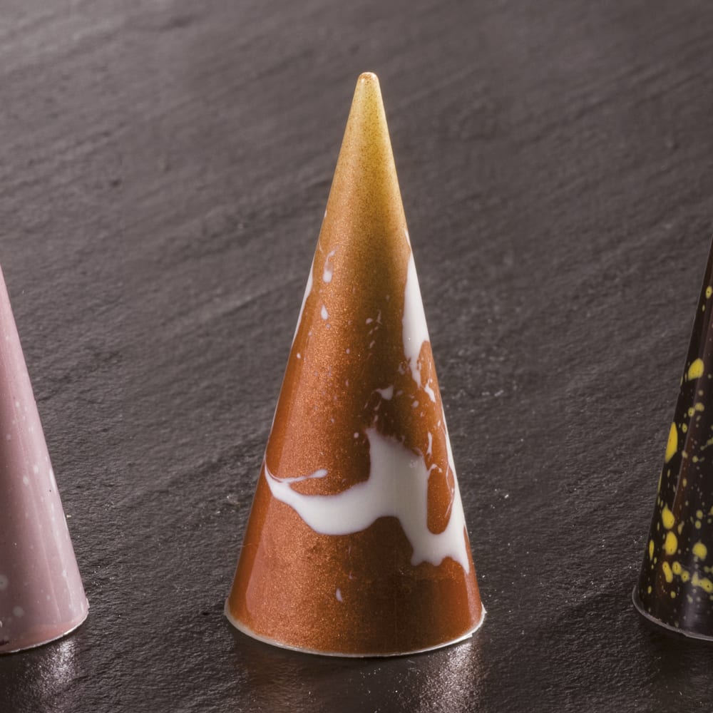 MOLDE POLICARBONATO PIRAMIDE CONO MA40073