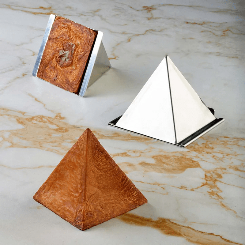 MOLDE DE ACERO PIRÁMIDE1