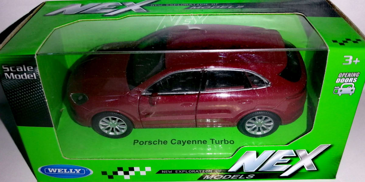 AUTO COLECCION WELLY A ESCALA 1:34 Phanter