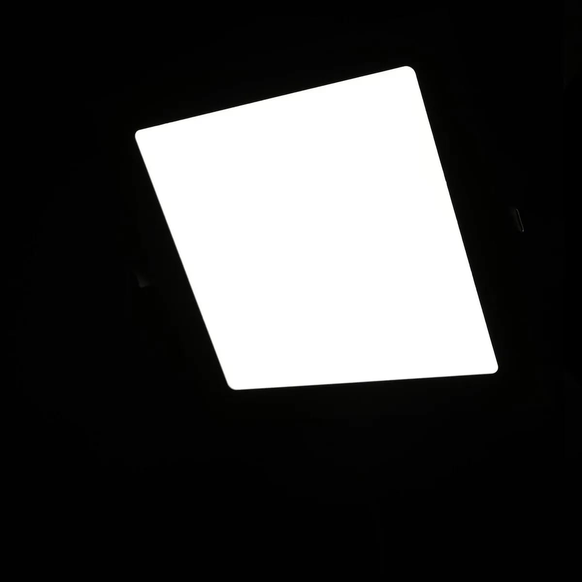 Panel Led Dairu Empotrado Cuadrado Blanco 24W Luz Cálida2