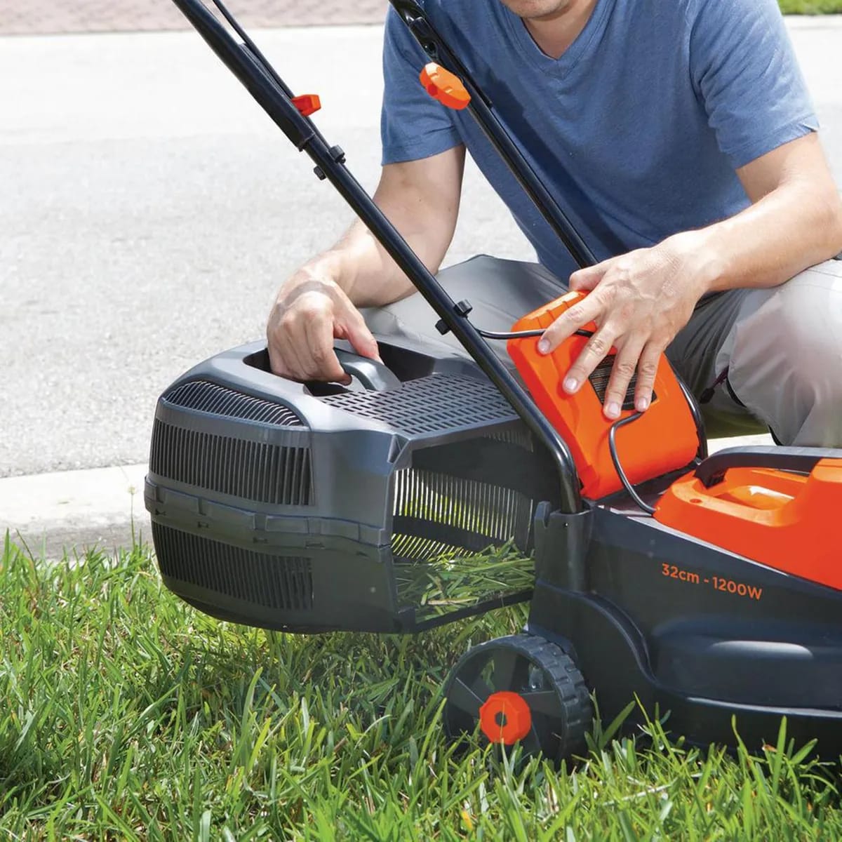 Cortadora Pasto Eléctrica Black Decker 1200 W 32 cm4