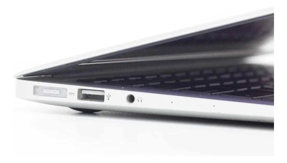 Notebook, Macbook air Core i5, 8 GB Ram DDR3, SSD 250 GB, Intel Graphic, Pantalla 13