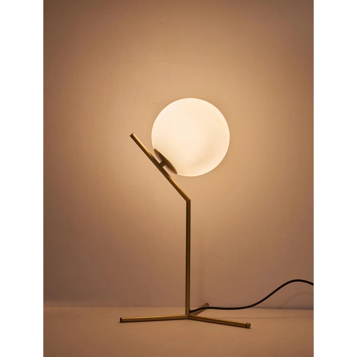 Lámpara Mesa Bellevie Just Home Collection 1 Luz E27 Dorado1