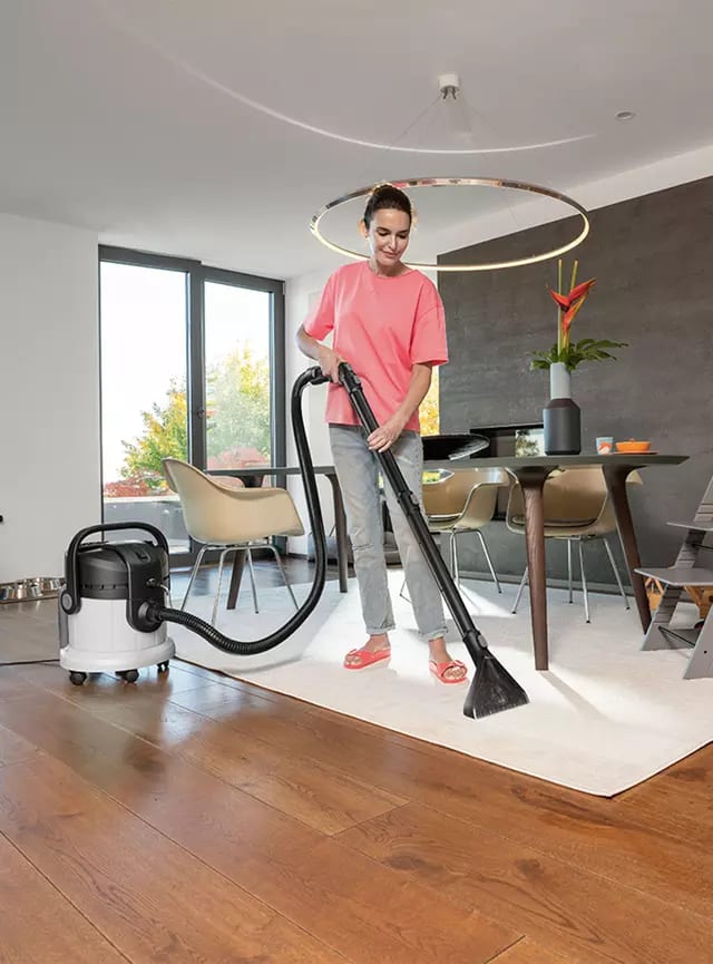 Aspiradora Karcher  Lava Tapices 1000W SE4 Blanca7