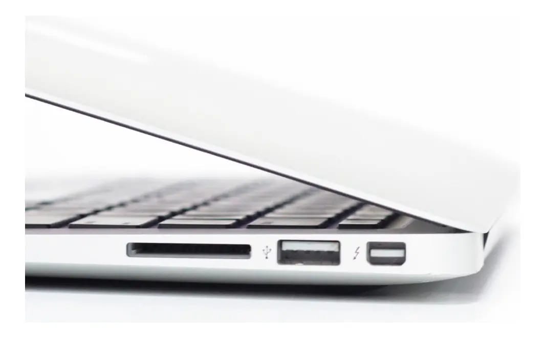 Notebook Apple Macbook Air A1466, CoreI5, 13
