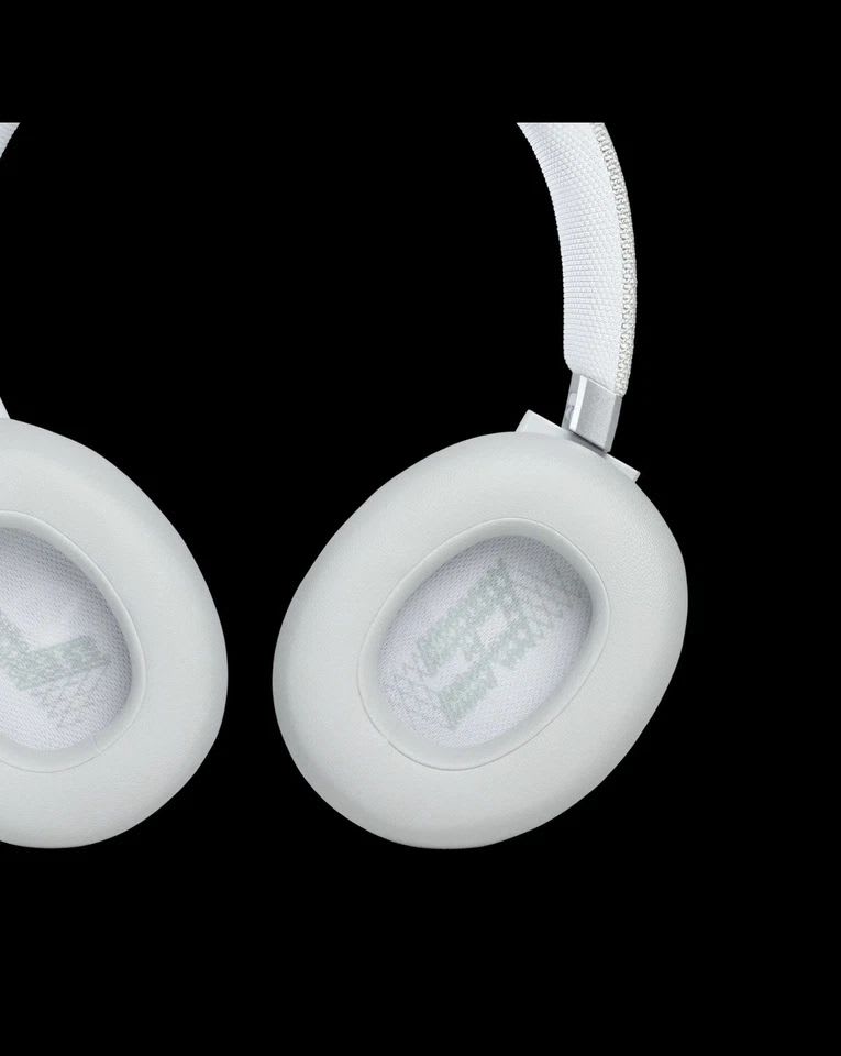 Audifonos JBL BT LIVE 660 NC Blanco2