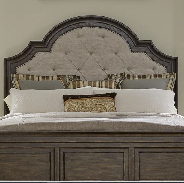 Respaldo de cama arqueada tapizada Arianni King1