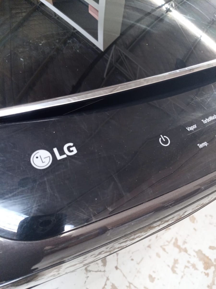 LAVADORA CARGA SUPERIOR LG WT25PBVS6 25KG NEGRO10